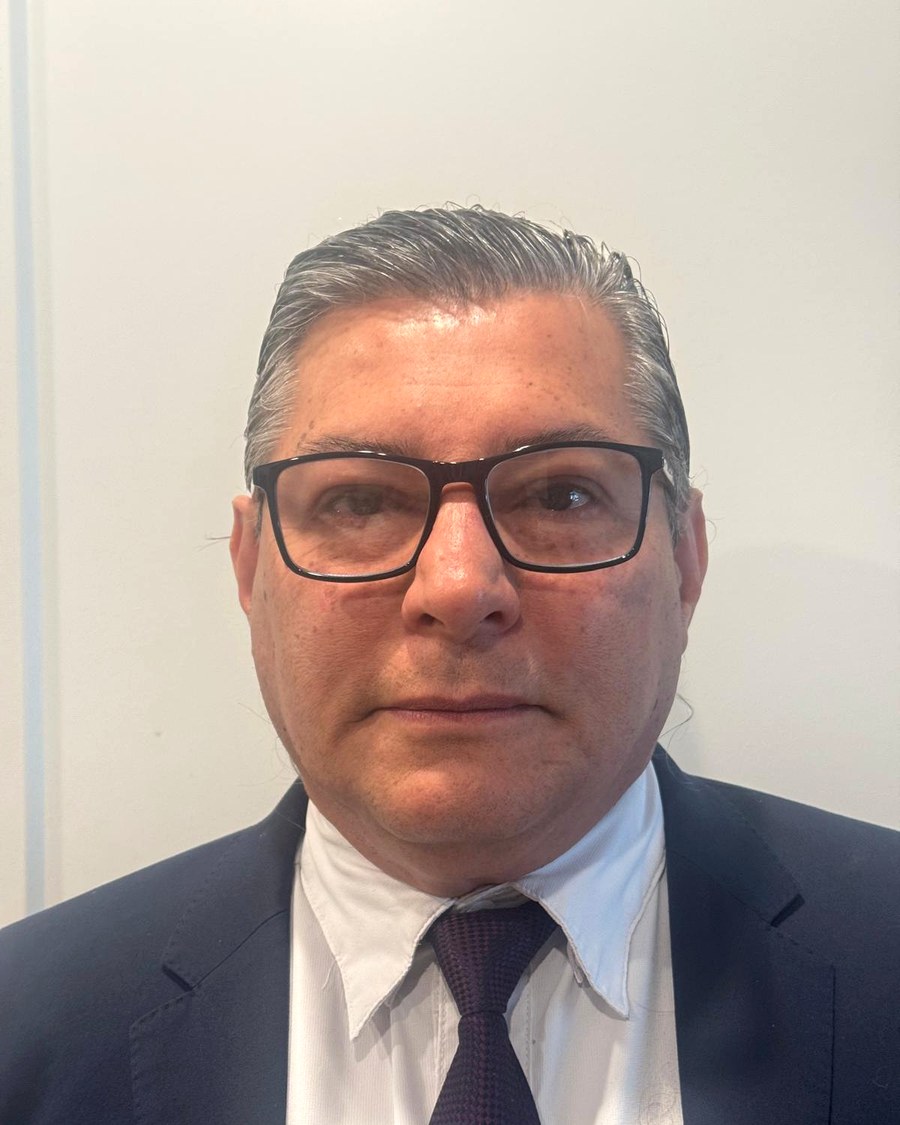 Portrait of Jairo Yanez, Director of Business Development, Latin America for Petralis Energy Resources.